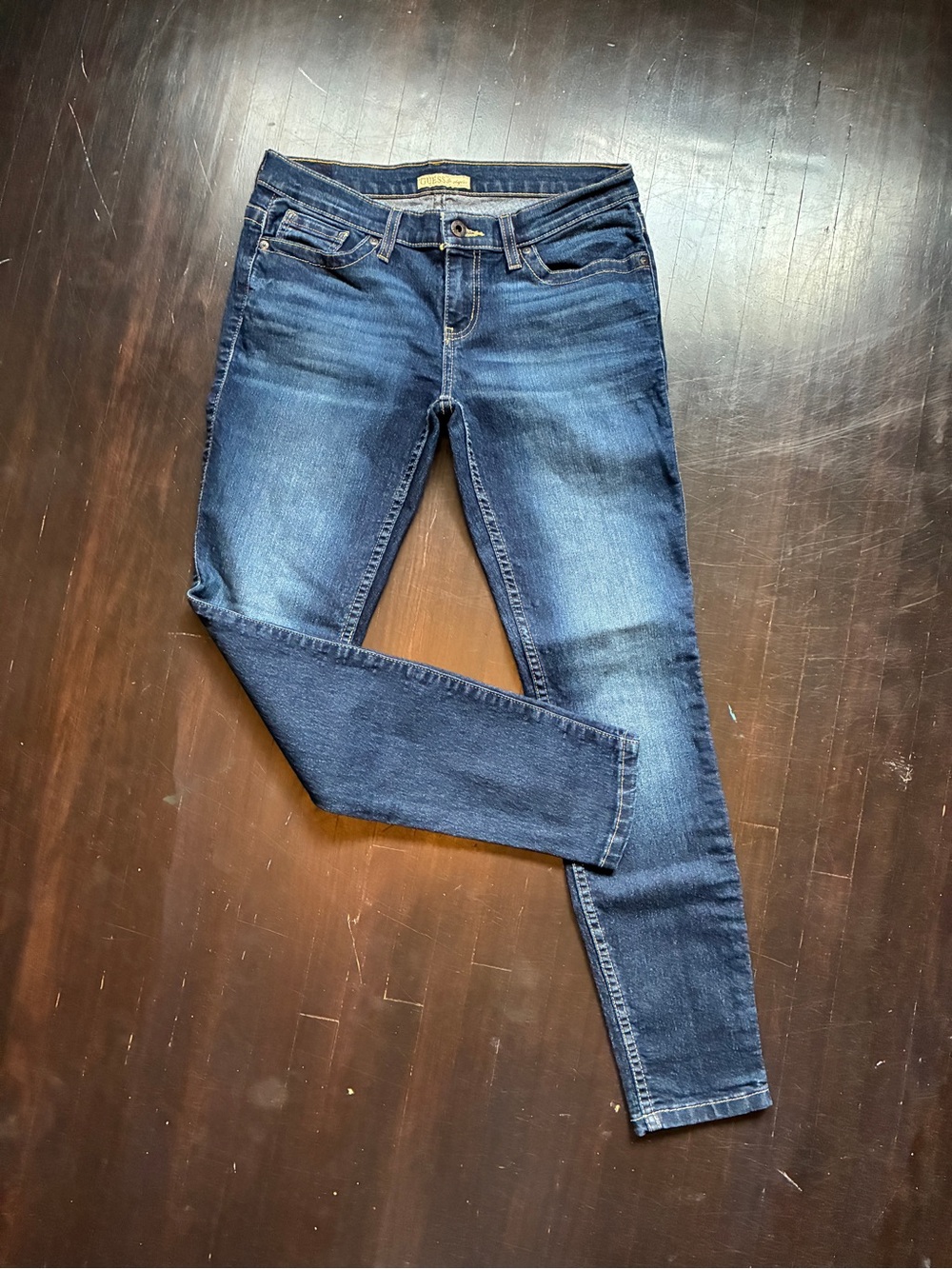 Guess Classic Women's Dark Blue Skinny Jeans, size 28